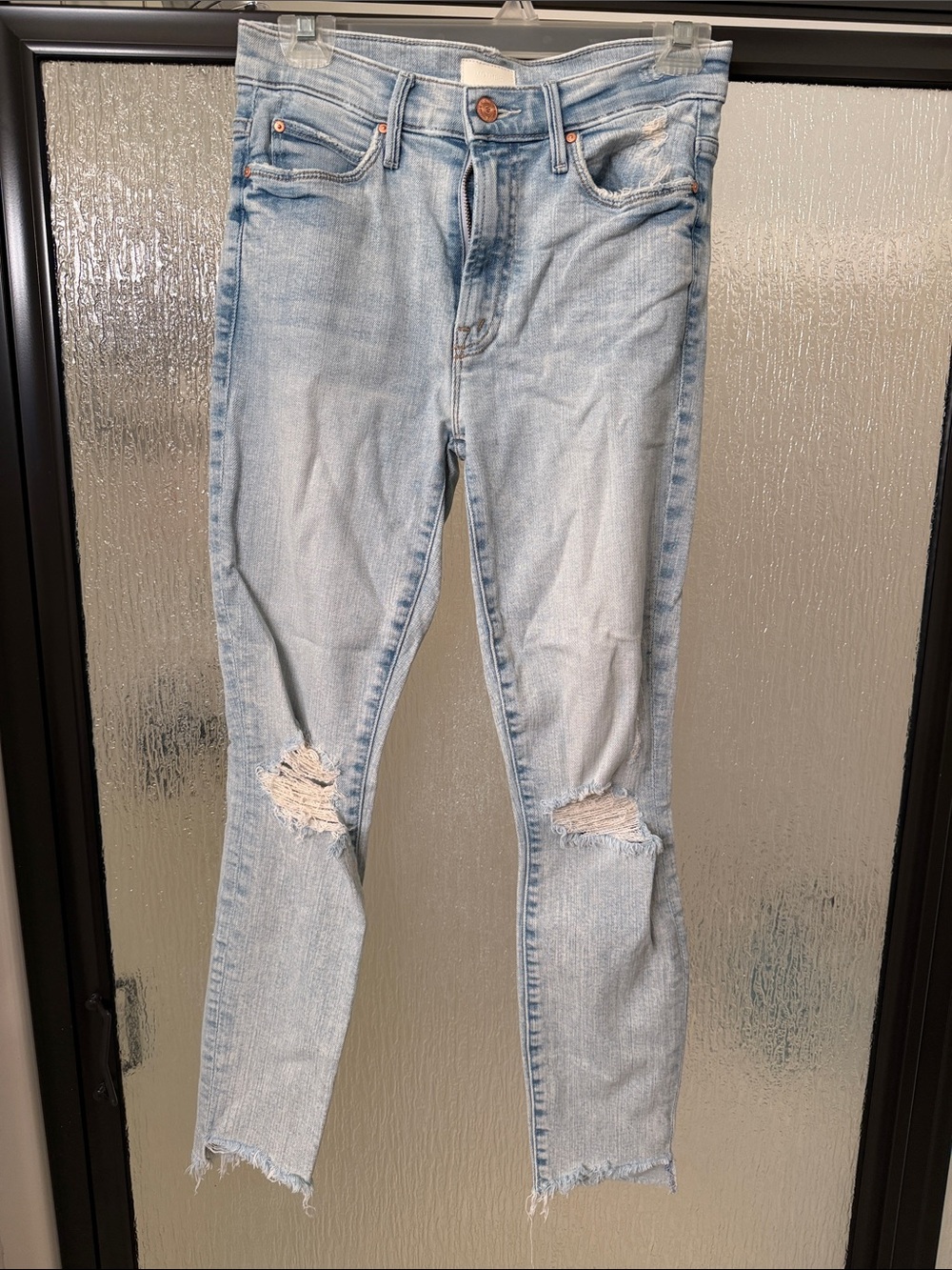 Mother Denim size 24 The stunner zip Ankle step fray